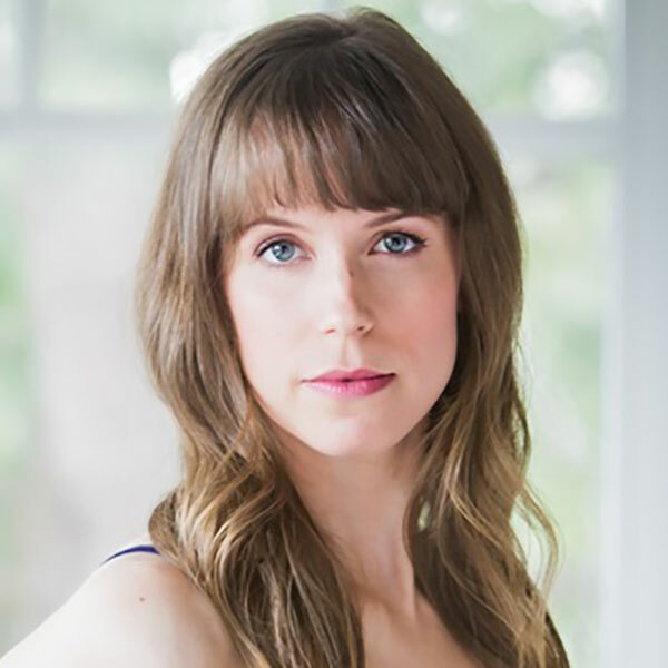 Headshot of Lauren Bowler